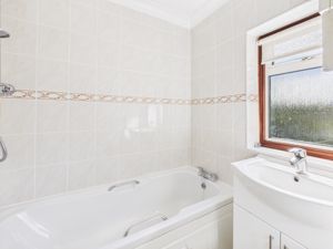 FF Bathroom- click for photo gallery